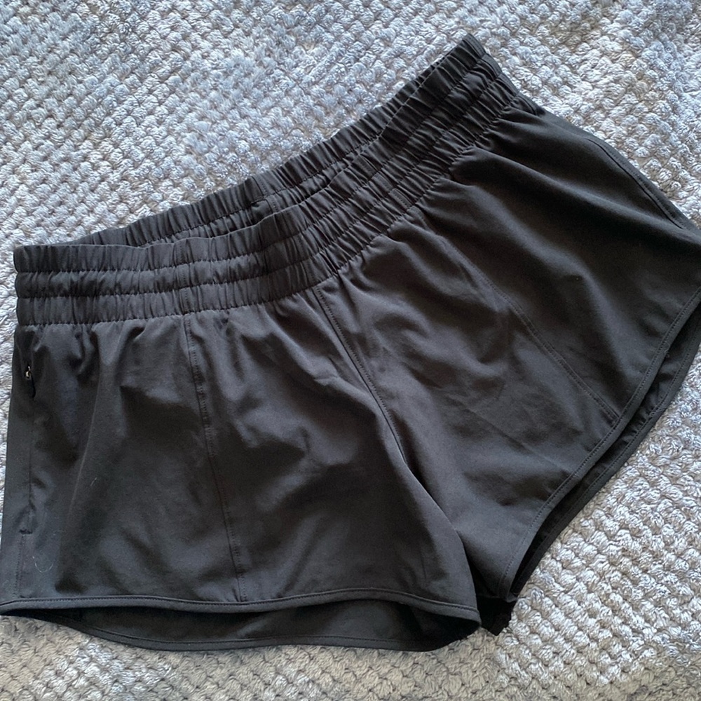Rabbit shorts